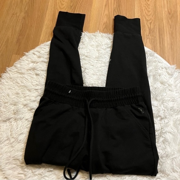FREE People Movement Sunny Skinny Sweatpants in Black - Picture 2 of 9